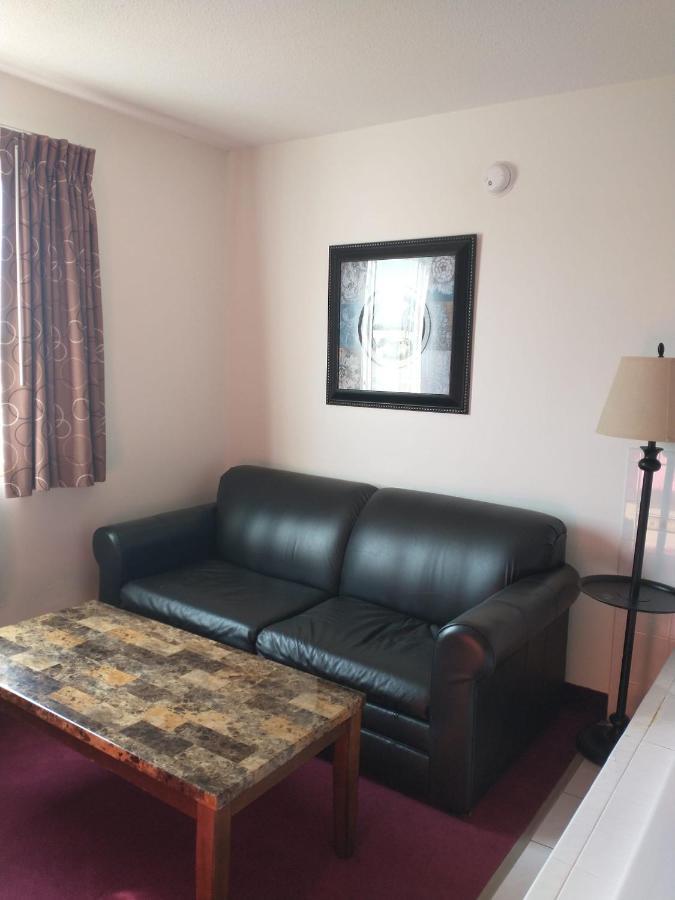 Sauk River Inn & Suites, A Travelodge By Wyndham Sauk Centre Экстерьер фото