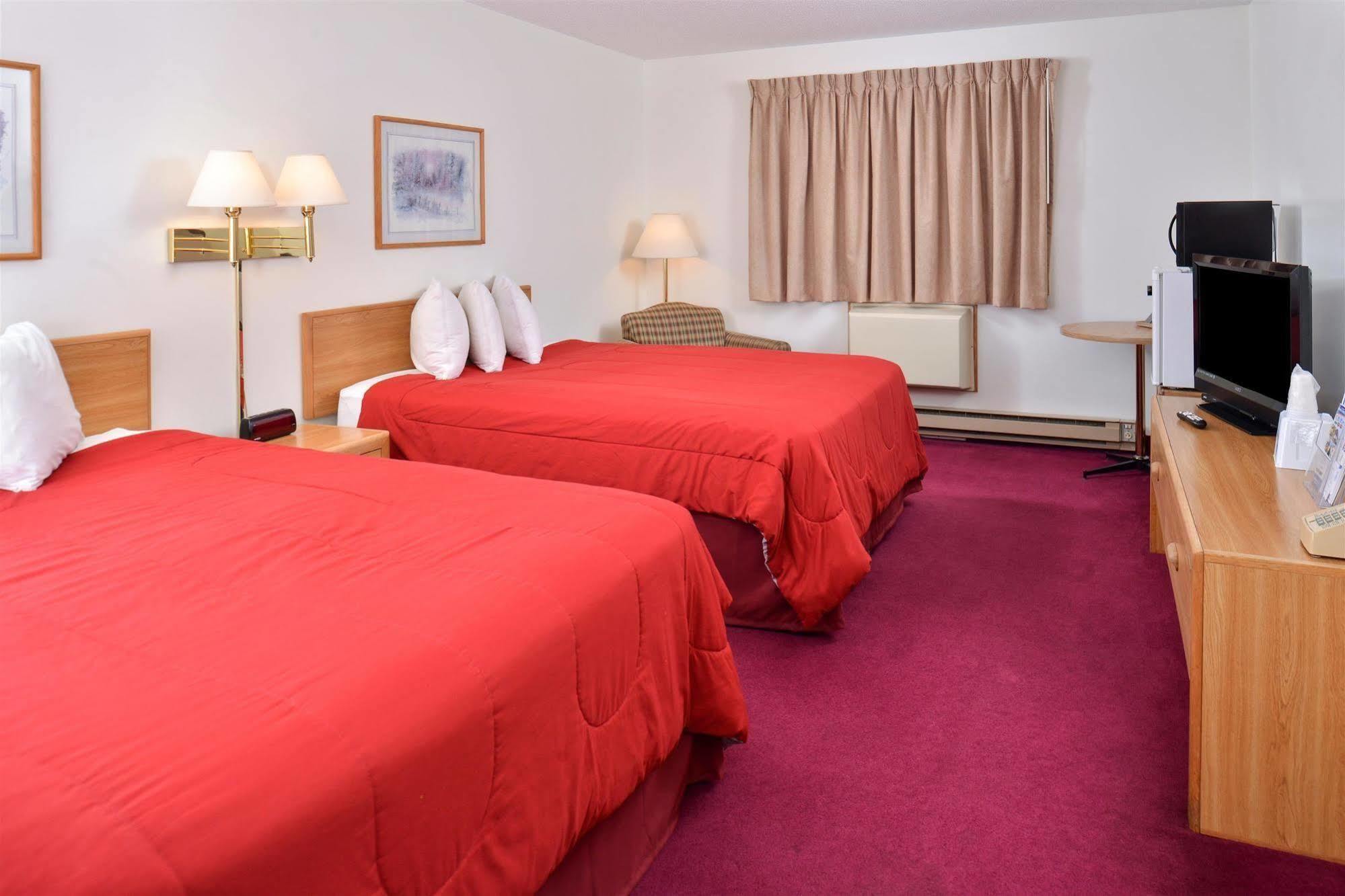 Sauk River Inn & Suites, A Travelodge By Wyndham Sauk Centre Экстерьер фото
