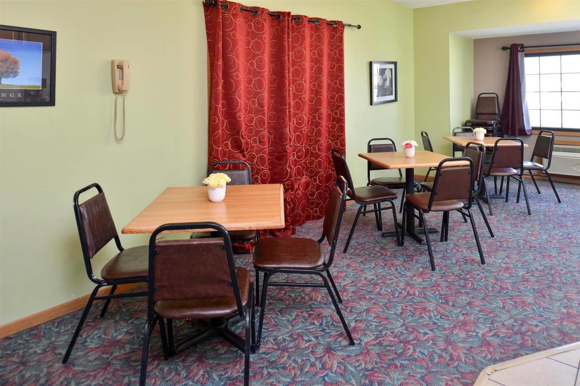 Sauk River Inn & Suites, A Travelodge By Wyndham Sauk Centre Экстерьер фото