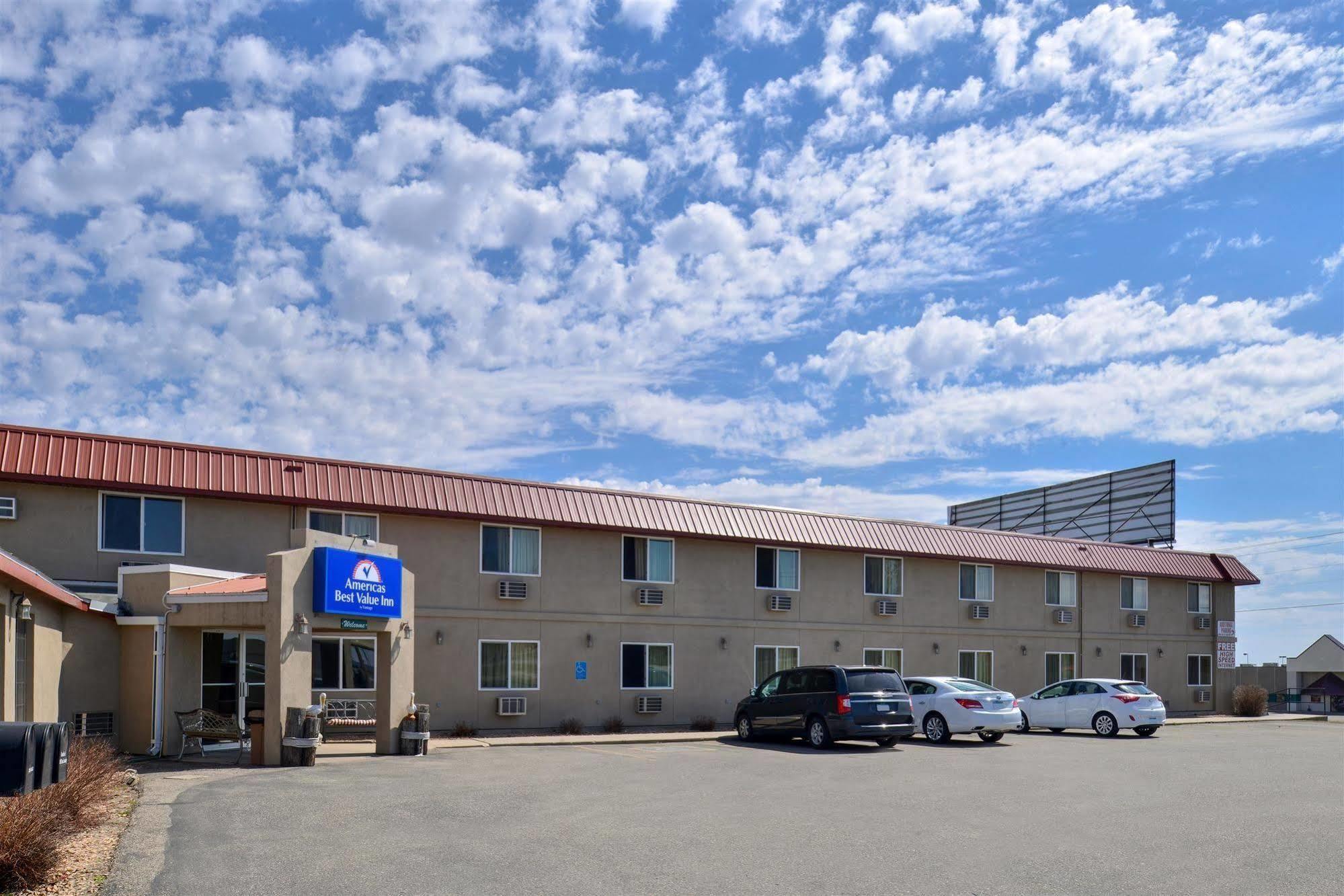 Sauk River Inn & Suites, A Travelodge By Wyndham Sauk Centre Экстерьер фото