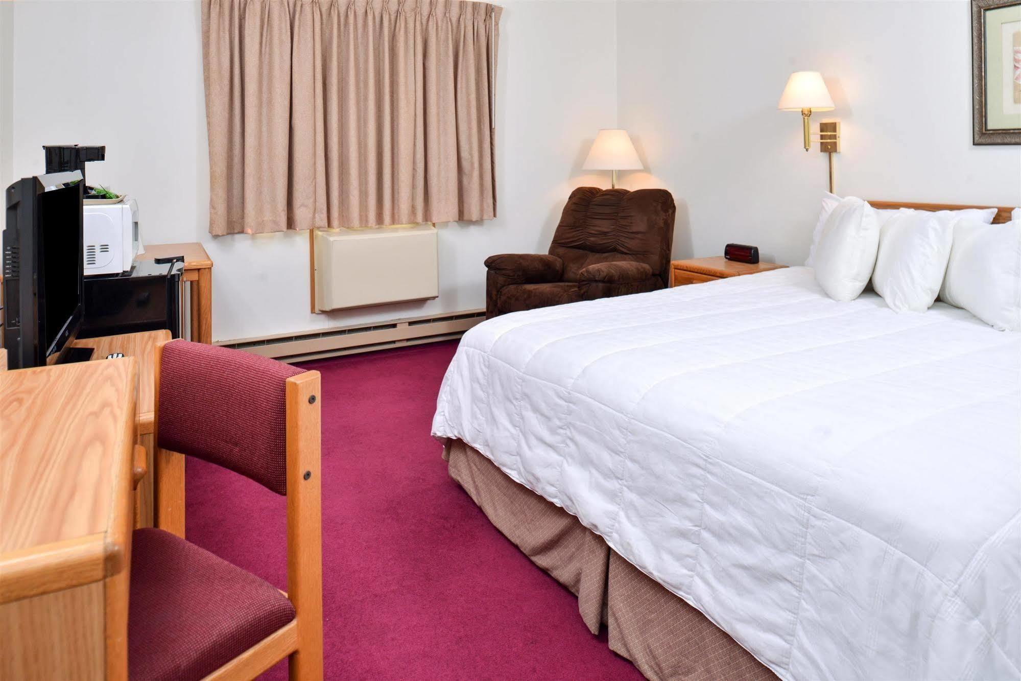 Sauk River Inn & Suites, A Travelodge By Wyndham Sauk Centre Экстерьер фото