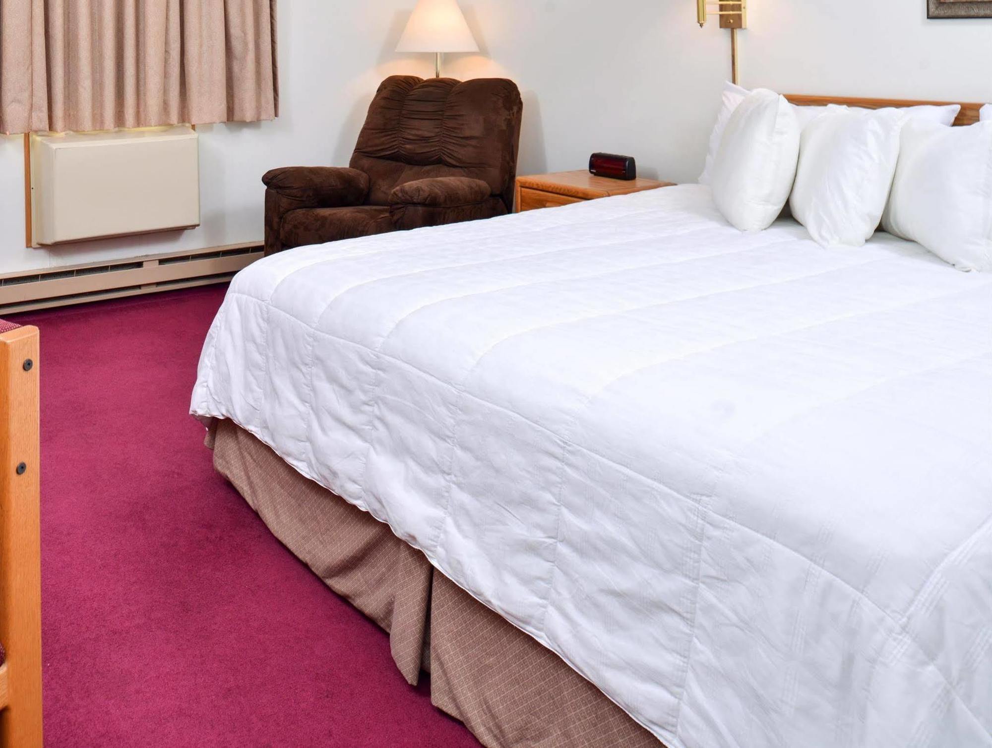 Sauk River Inn & Suites, A Travelodge By Wyndham Sauk Centre Экстерьер фото